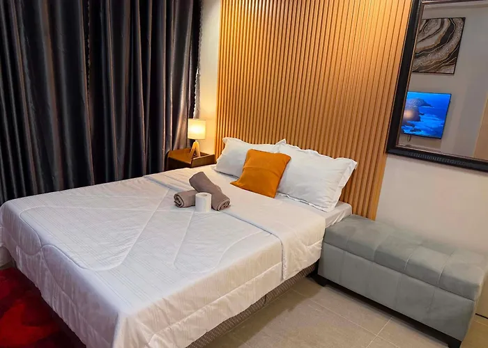 Lägenhetshotell Trig Place At Be Residences Near It Park With Free Pool, Netflix, Wifi Cebu