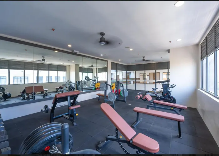 Lägenhetshotell Trig Place At Be Residences Near It Park With Free Pool, Netflix, Wifi
