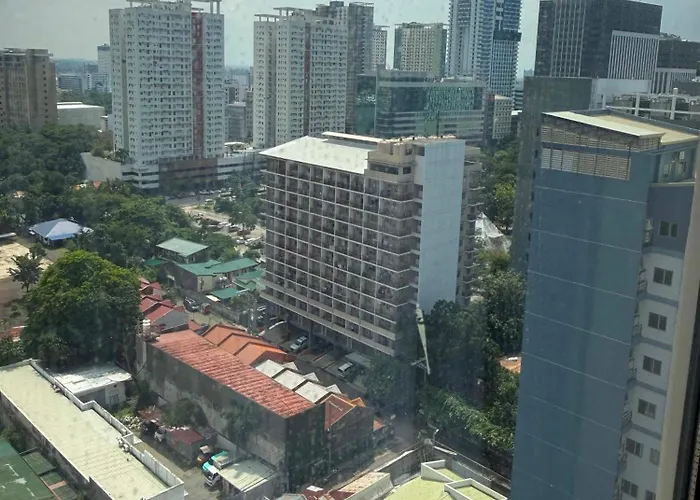Trig Place At Be Residences Near It Park With Free Pool, Netflix, Wifi 3*