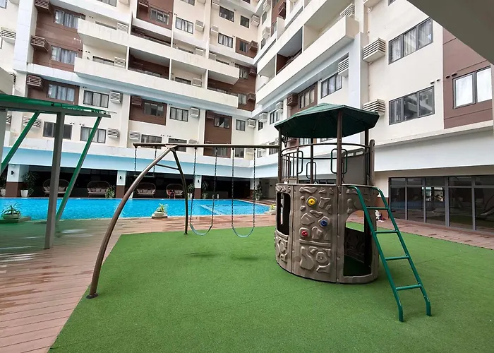Trig Place At Be Residences Near It Park With Free Pool, Netflix, Wifi 3* Cebu